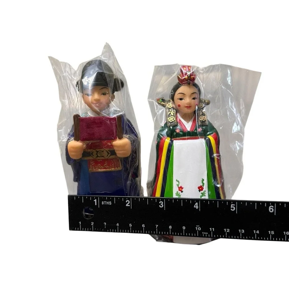 Danisl Art Gallery Korean Wedding Couple Figurine Hanbok Hand Painted